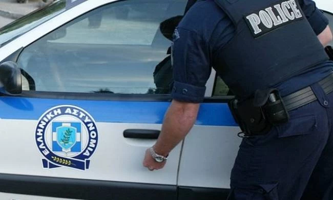 Φρίκη στην Καλλιθέα! Σκότωσε στο ξύλο τον 90χρονο πατέρα της